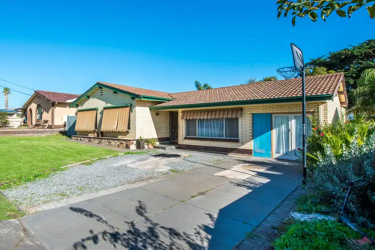 42 Sedunary Rd, Morphett Vale SA 5162
