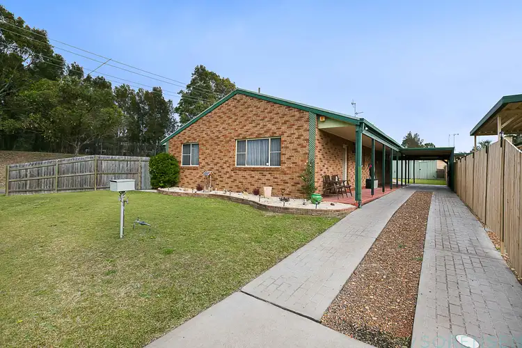 2 Merinda Avenue, Charmhaven NSW 2263