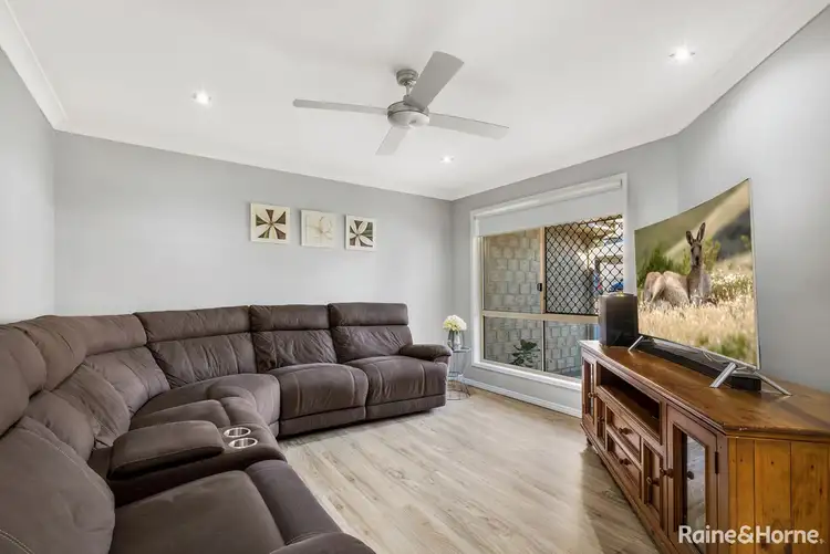 Fifth view of Homely house listing, 4 SETTLERS RISE, Woolmar QLD 4515