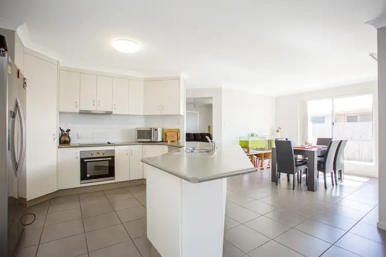 24 O'Neill Place, Marian QLD 4753