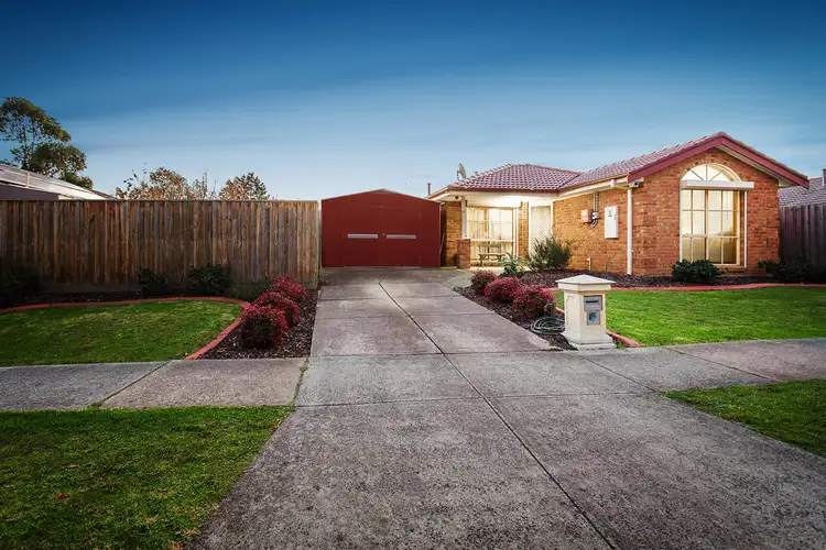 17 Pommel Street, Pakenham VIC 3810