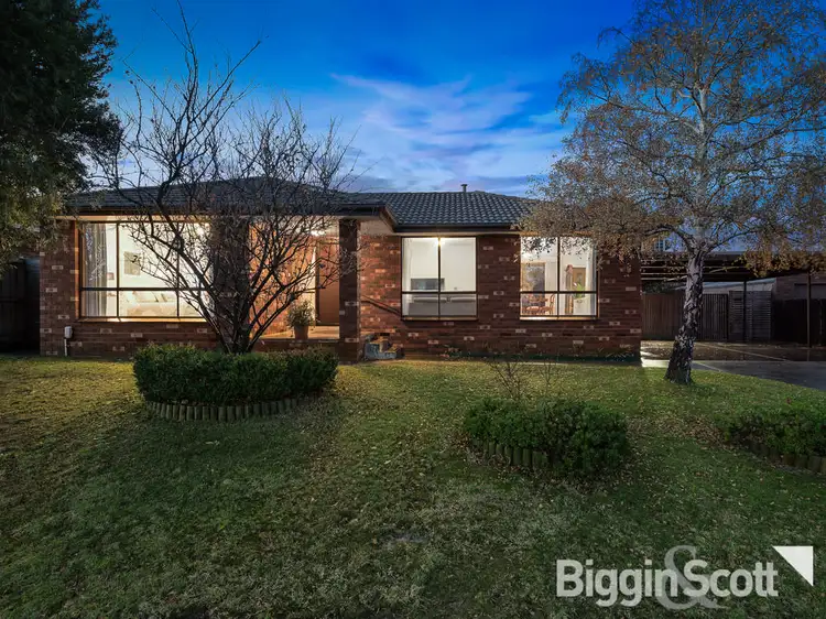Second view of Homely house listing, 5 Fenton Court, Keysborough VIC 3173