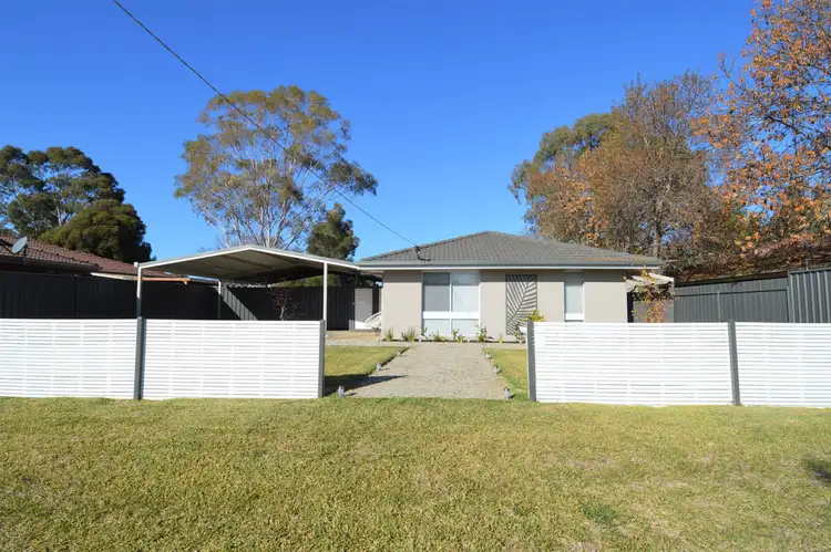 Second view of Homely house listing, 9 Leichardt Street, Echuca VIC 3564