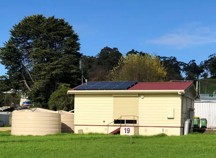19 Leake Street, Casterton VIC 3311