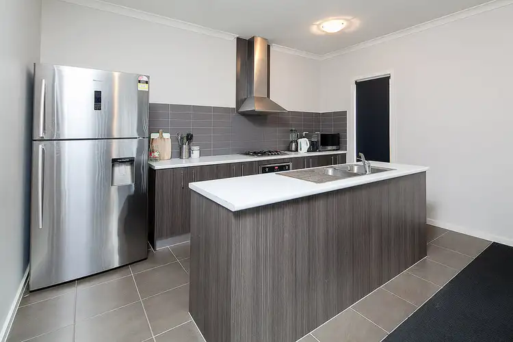 Fourth view of Homely house listing, 2 Donatello Crescent, Narre Warren VIC 3805