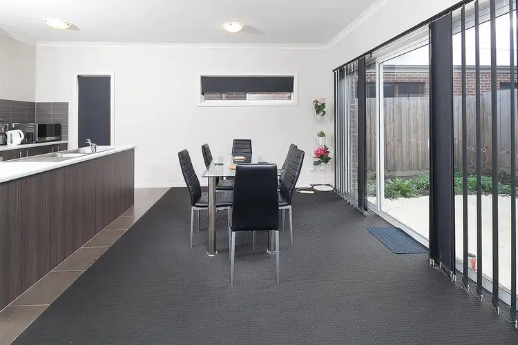 Seventh view of Homely house listing, 2 Donatello Crescent, Narre Warren VIC 3805