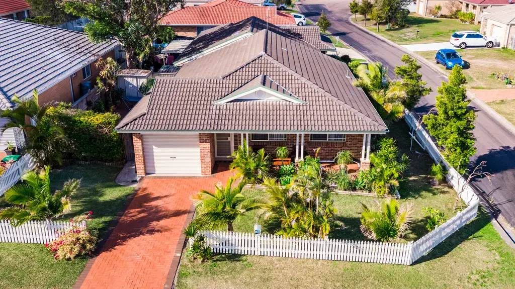 Main view of Homely house listing, 1/6 Aurora Place, Bateau Bay NSW 2261