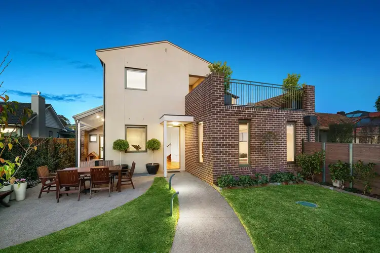 1/11 Tarakan Avenue, Ashburton VIC 3147