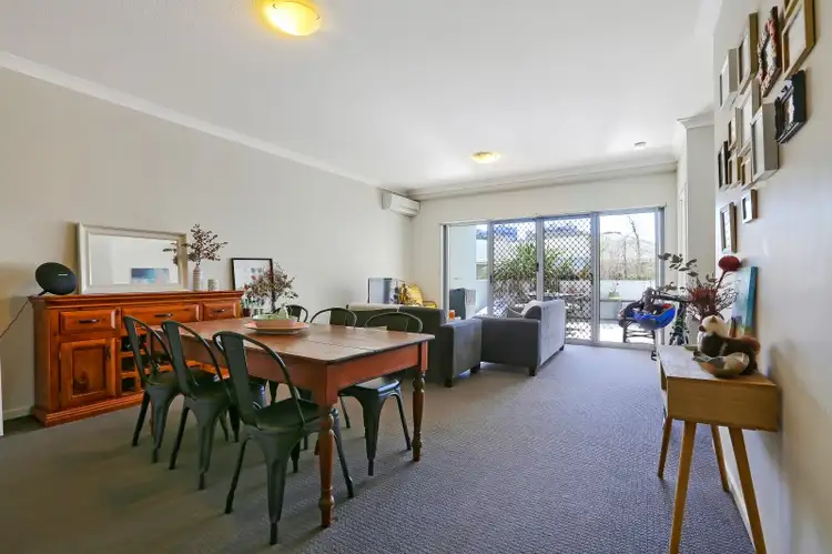 Third view of Homely apartment listing, 4/6 Lockhart Street, Woolloongabba QLD 4102