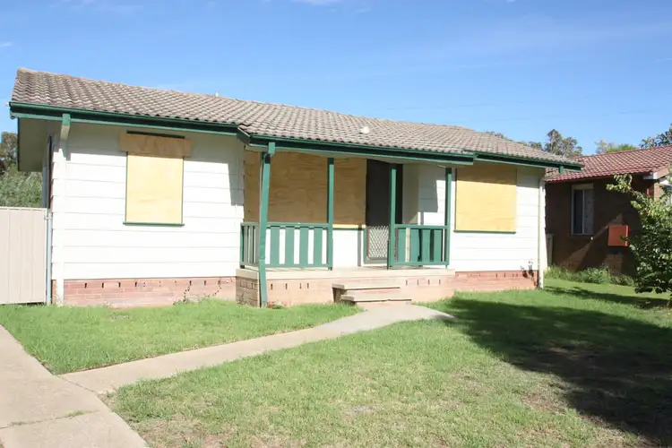 3 Kenny Place, Tolland NSW 2650