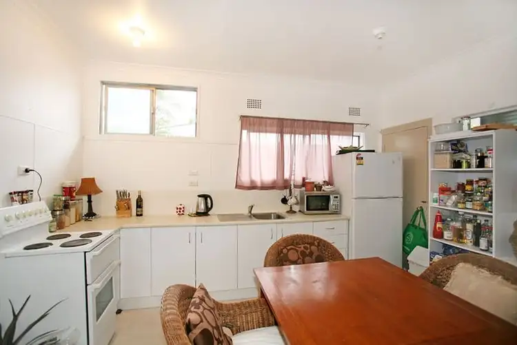 Fifth view of Homely block of units listing, 1, 2 and 3/102 Stockton Street, Nelson Bay NSW 2315