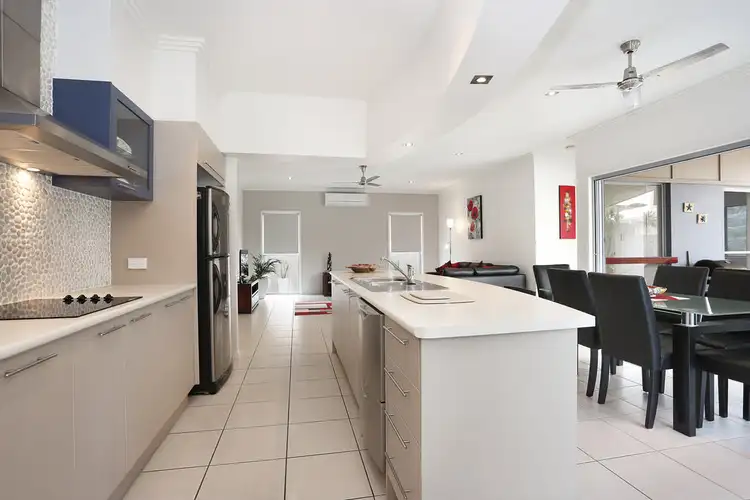 Fifth view of Homely semi-detached listing, 1/86 Kakadu Circuit, Banksia Beach QLD 4507