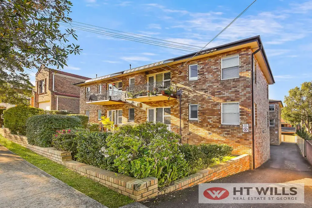 Main view of Homely unit listing, 5/82 Cronulla Street, Carlton NSW 2218