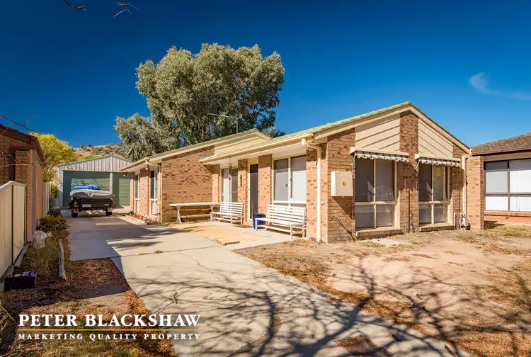 10 Brockway Circuit, Banks ACT 2906
