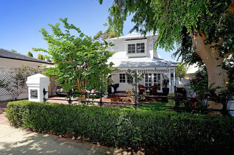 32 Thomson Road, Claremont WA 6010