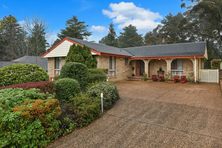 5 Kurrawang Street, Leura NSW 2780