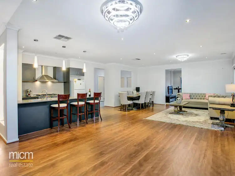 27 Martaban Crescent, Point Cook VIC 3030