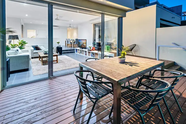 Third view of Homely house listing, 5 Lakefront Crescent, Varsity Lakes QLD 4227
