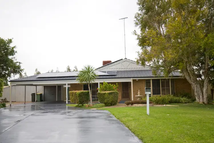 9 Stirling Grove