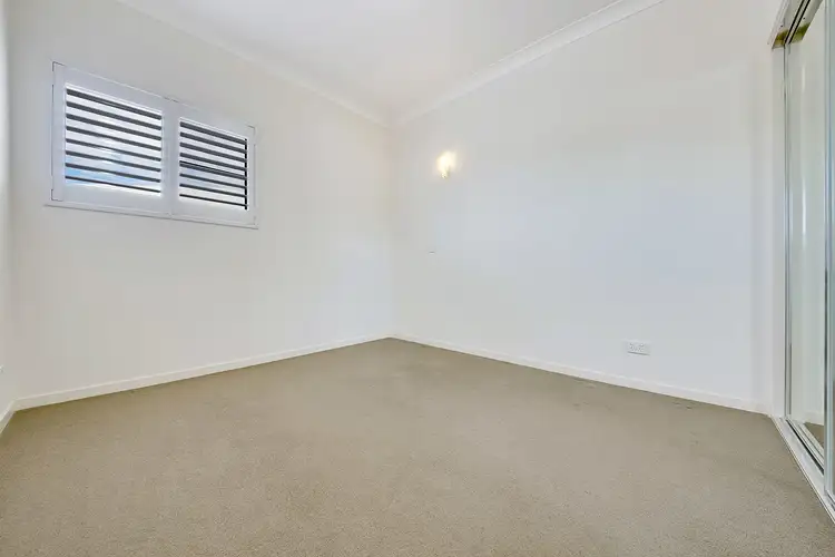 Sixth view of Homely unit listing, Unit 8/1 Bayne Street, West Gladstone QLD 4680