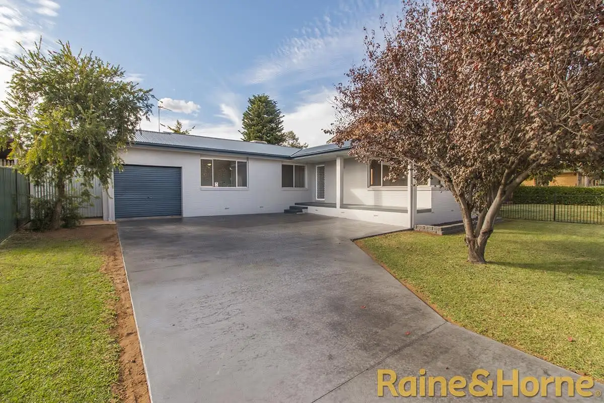 Main view of Homely house listing, 20 Oxley Circle, Dubbo NSW 2830