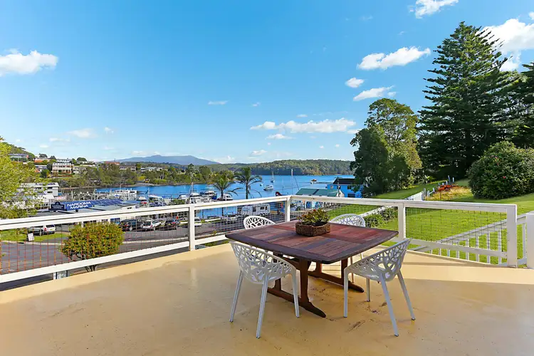 29 Riverside Drive, Narooma NSW 2546