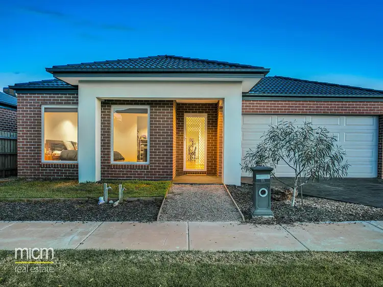 11 Broome Road, Point Cook VIC 3030