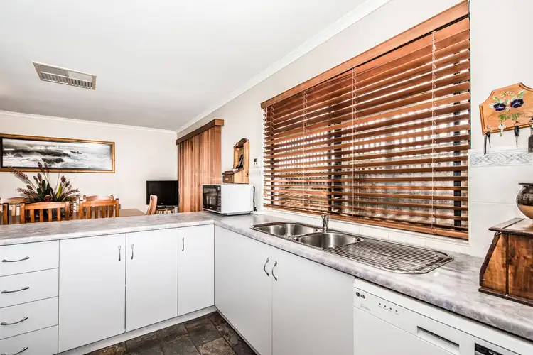 Fourth view of Homely house listing, 2 Paradine Way, Morphett Vale SA 5162