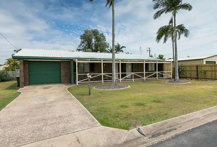 67 Drummond Street, Urangan QLD 4655