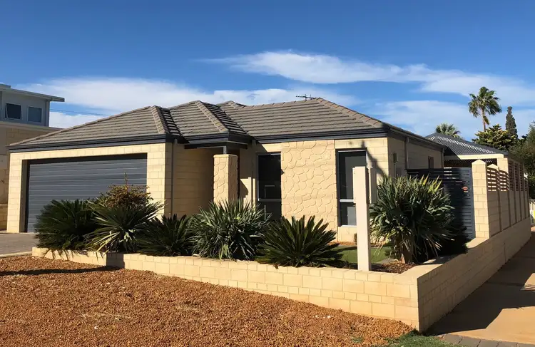 1A Morris Street, Bluff Point WA 6530