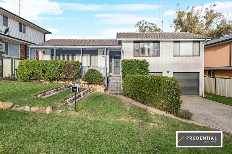 10 Aminya Crescent, Bradbury NSW 2560