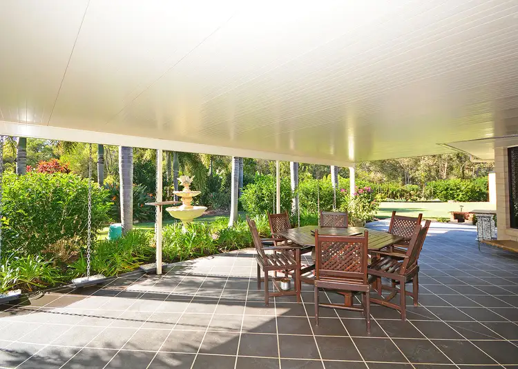 14 San Bromista Court, Urangan QLD 4655
