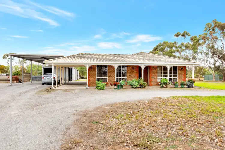 5 Lawrie Road, Lewiston SA 5501