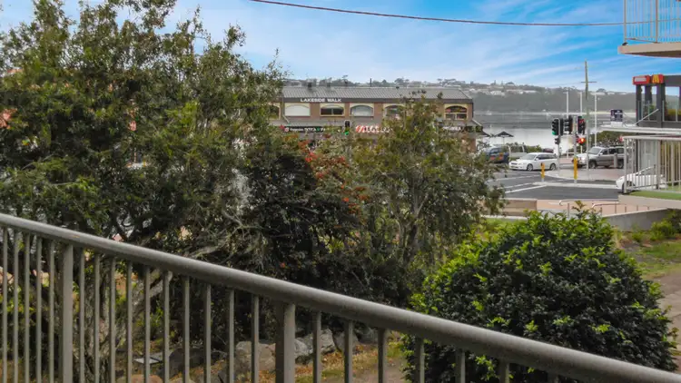 6 1 Monaro Street