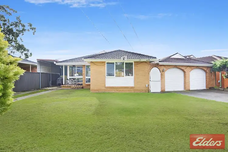 17 Greenmeadows Crescent, Toongabbie NSW 2146