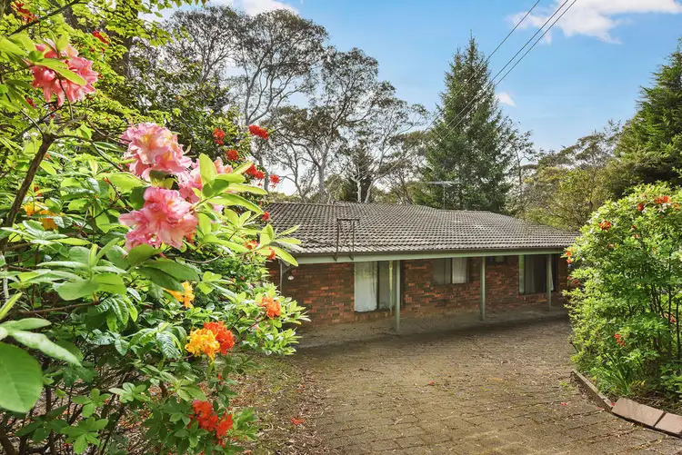 72 Railway Parade, Medlow Bath NSW 2780