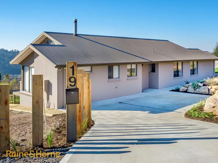 19 Panoramic Drive, Kingston TAS 7050