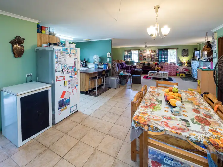 Seventh view of Homely house listing, 4 Debra Court, Urangan QLD 4655