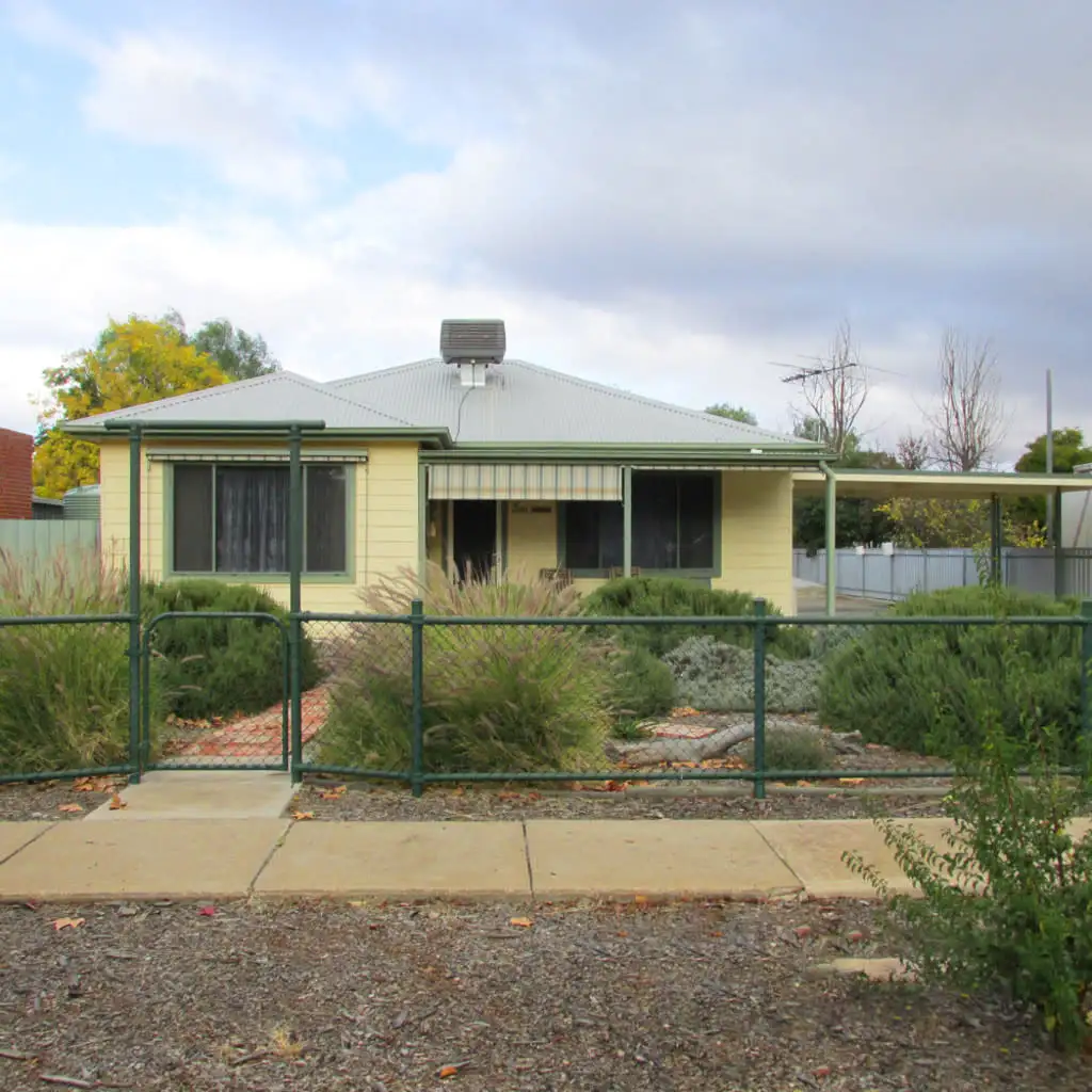 Main view of Homely house listing, 10 Adelaide St, Wentworth NSW 2648