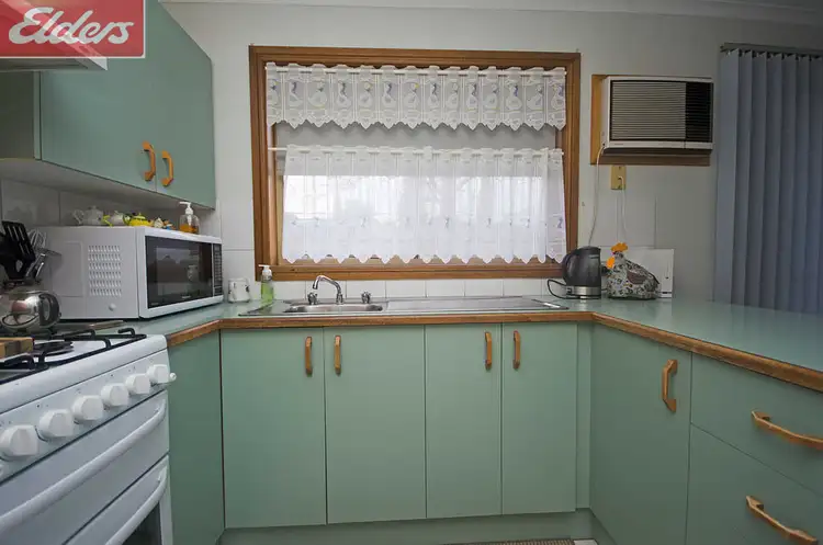 Second view of Homely unit listing, 2/5 Roadshow Drive, Wodonga VIC 3690