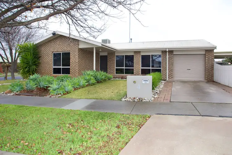 Main view of Homely unit listing, 1/4 Mintern Crescent, Horsham VIC 3400