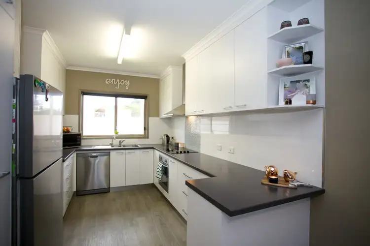 Second view of Homely unit listing, 1/4 Mintern Crescent, Horsham VIC 3400