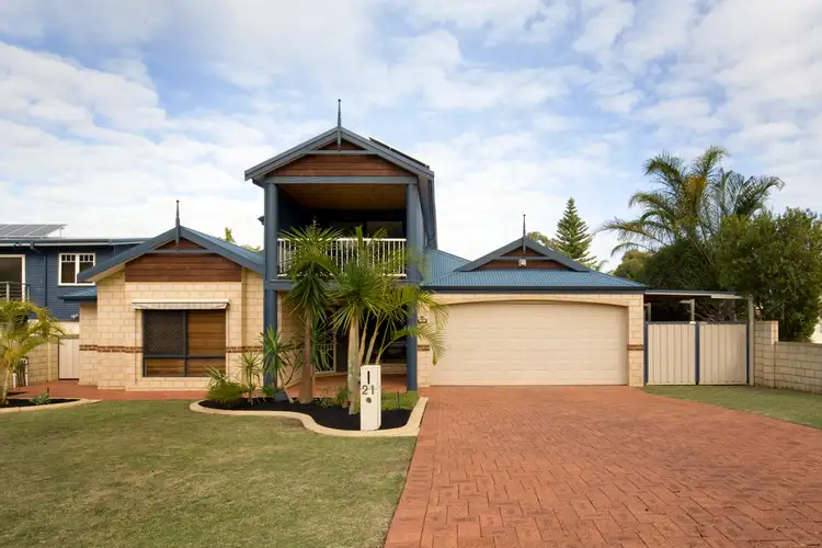 21 Redcliffe Road, Greenfields WA 6210