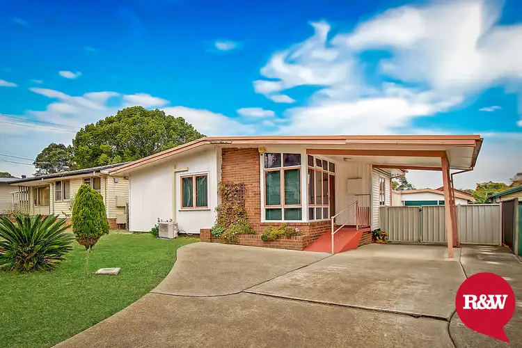 33 Neriba Crescent, Whalan NSW 2770