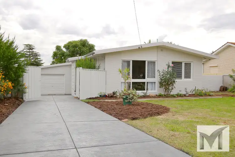35 Clenham Way, Kelmscott WA 6111