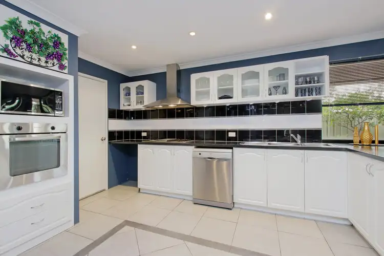 28 Everglades Parade, Landsdale WA 6065