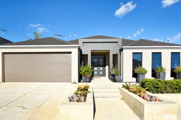 4 Fennell Rise, Darch WA 6065