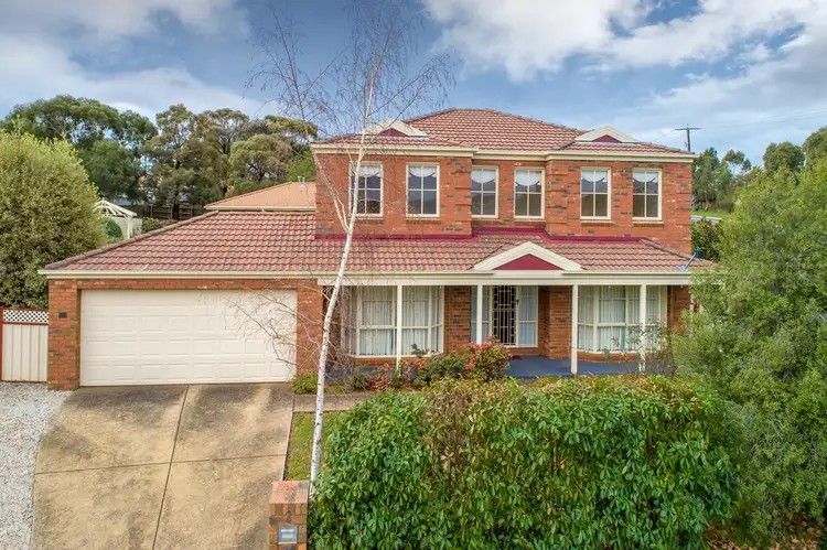 2 The Boulevard, Gisborne VIC 3437