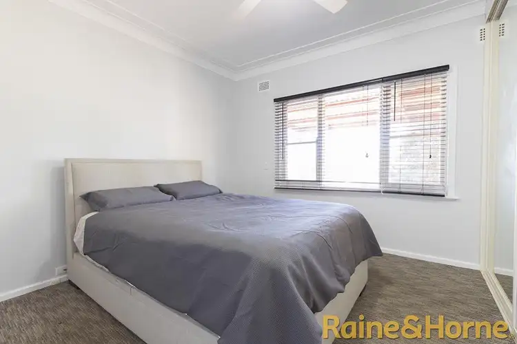 Fifth view of Homely house listing, 86 Jubilee Street, Dubbo NSW 2830