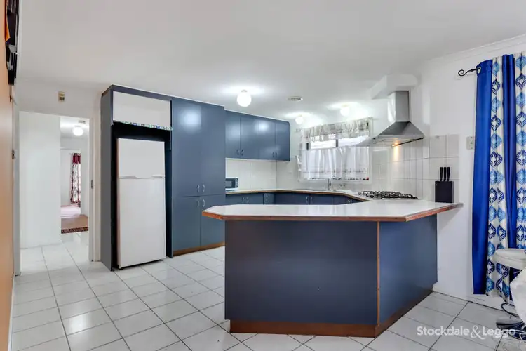 Sixth view of Homely house listing, 17 Mark Court, Seabrook VIC 3028